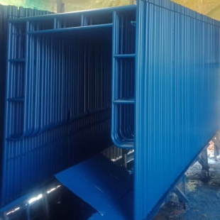 Giàn giáo sơn dầu xanh có đầu nối