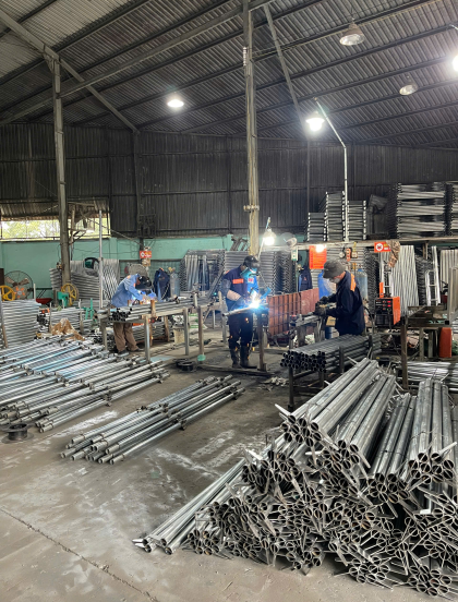 GIA CÔNG GIÀN GIÁO Ở DĨ AN – GIÀN GIÁO XUÂN ĐỊNH
